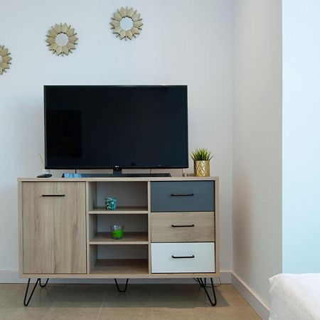 Estudio En Torremolinos Con Piscina Экстерьер фото