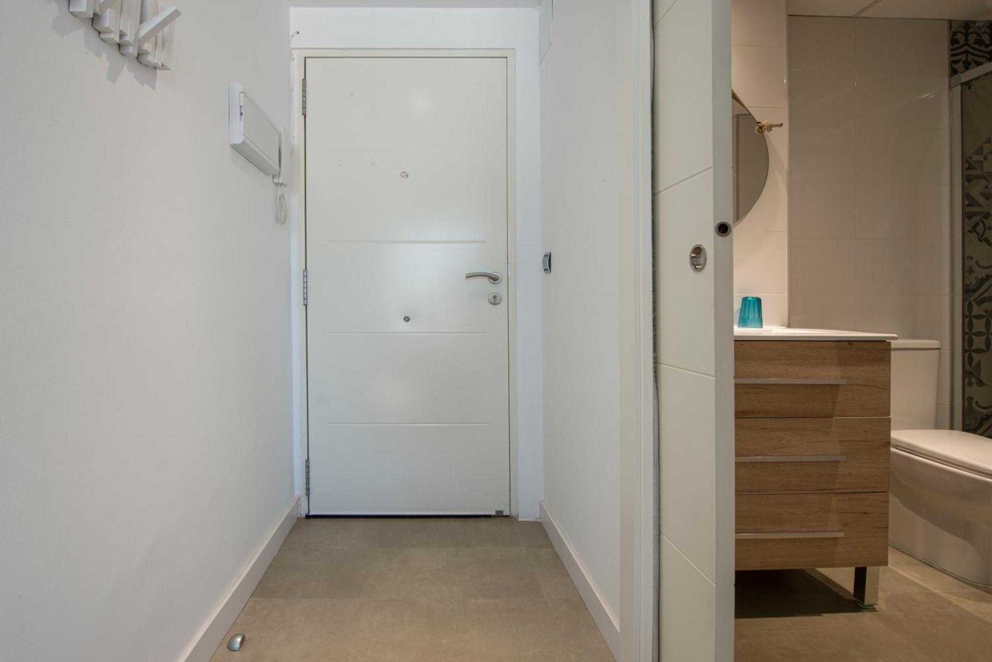 Estudio En Torremolinos Con Piscina Экстерьер фото