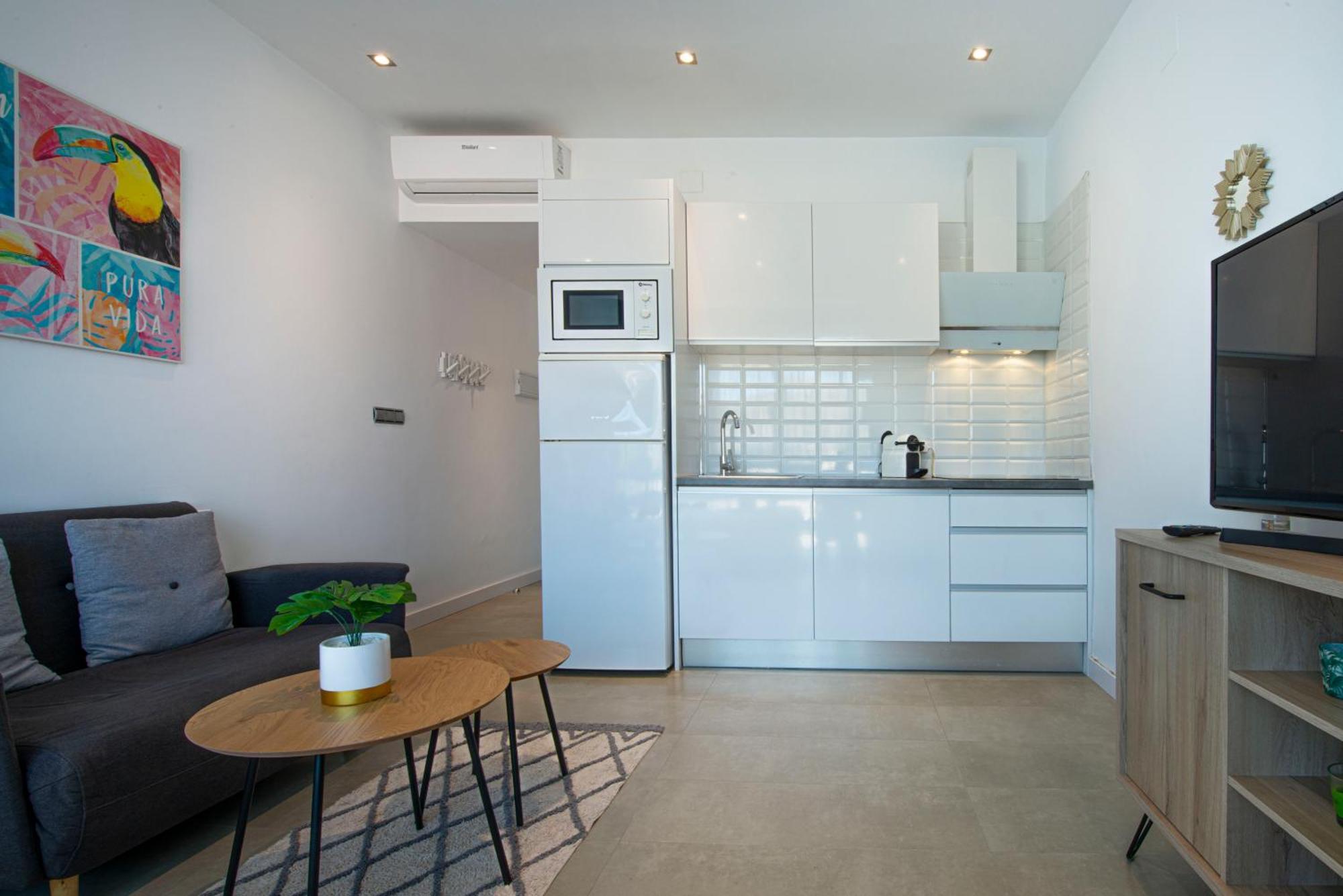 Estudio En Torremolinos Con Piscina Экстерьер фото